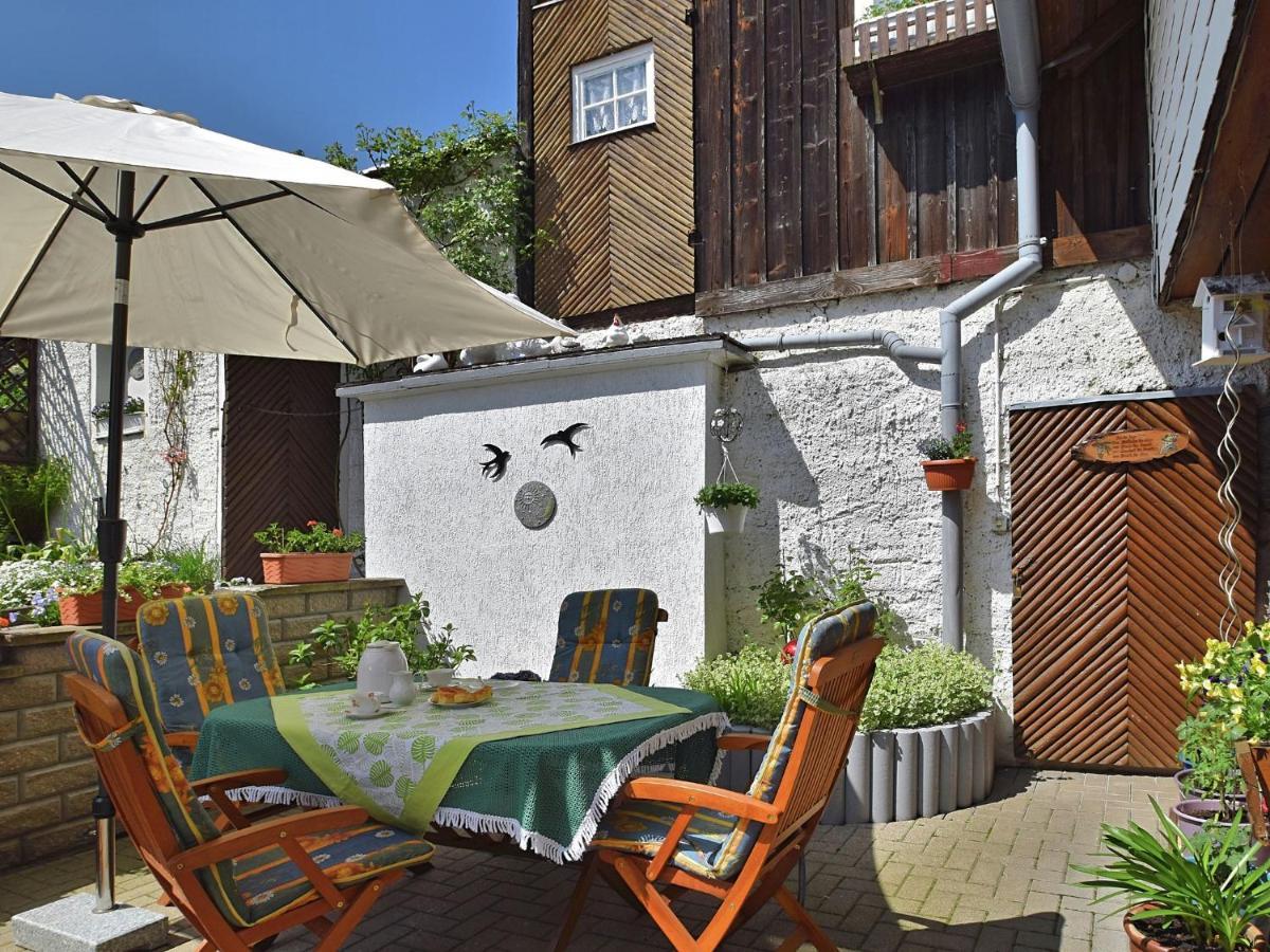 Apartment In Thuringian Forest With Garden Schwarzatal ภายนอก รูปภาพ