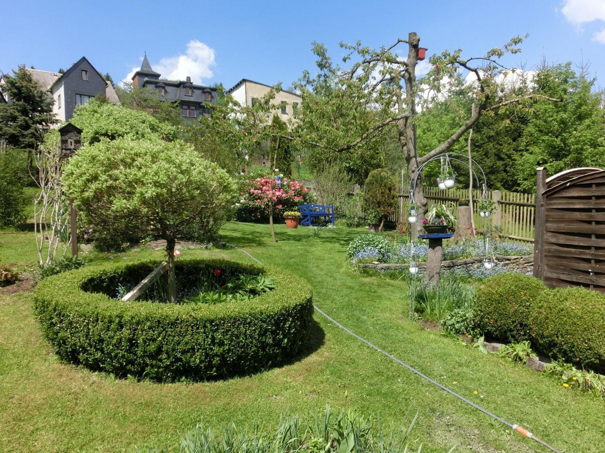 Apartment In Thuringian Forest With Garden Schwarzatal ภายนอก รูปภาพ